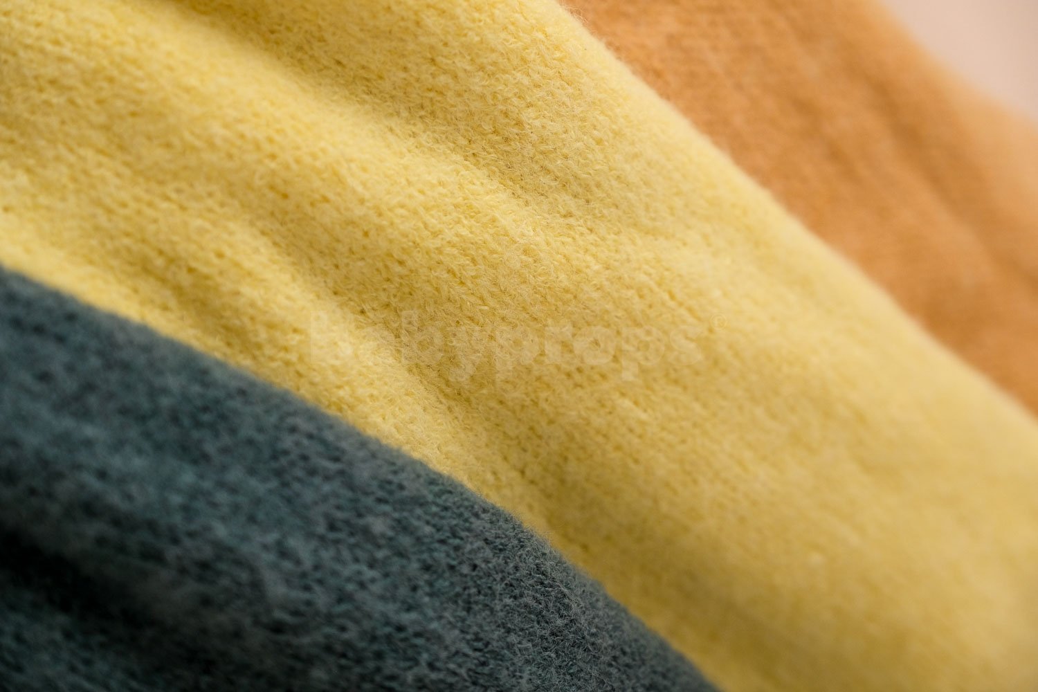 Kumohair Wrap